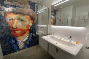 Kamer Vincent tegels in badkamer